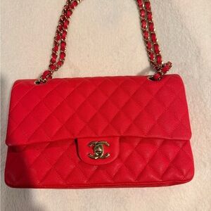 CHANEL Red Quilted Shoulder Bag with Gold Chain